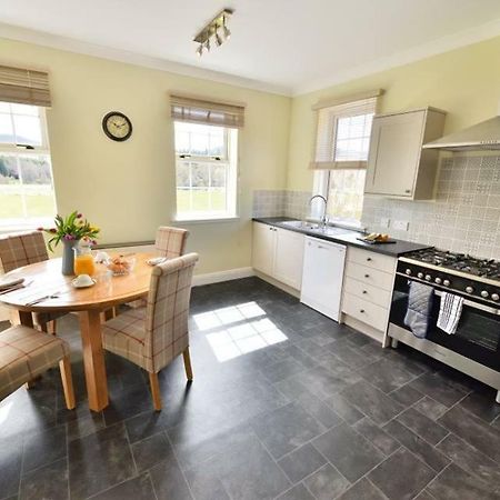 Knocklea Villa Alness Eksteriør bilde