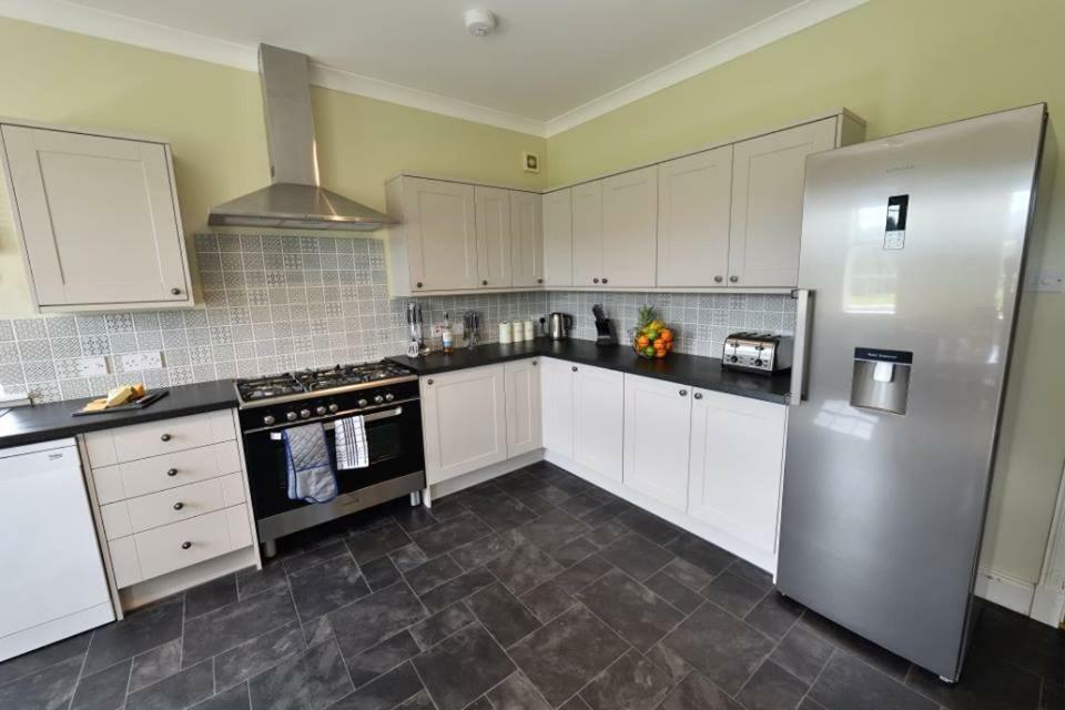 Knocklea Villa Alness Eksteriør bilde
